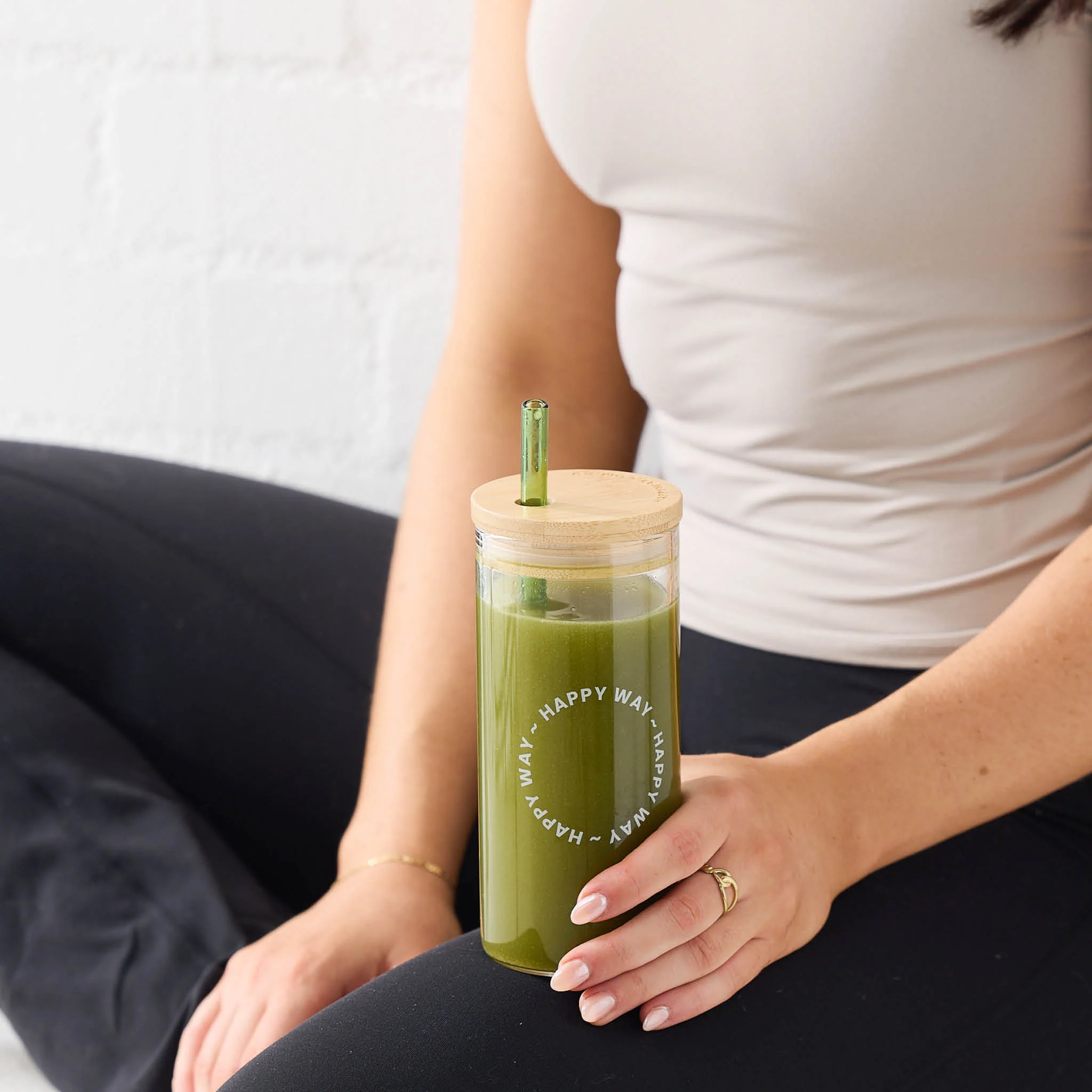 Glass Tumbler w/ straw - Image 5